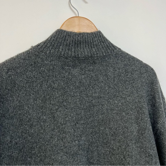 NWT Lou & Grey Party Animal Graphic Sweater Charcoal Gray Rainbow Pullover Small - Picture 9 of 10